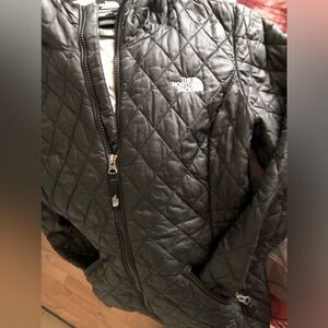 The North Face®️ Windbreaker Jacket